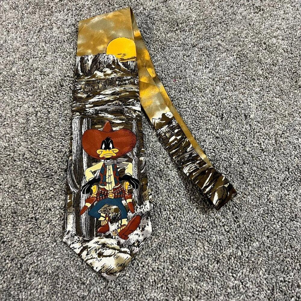 Looney Tunes Donald the Duck Tie NWT